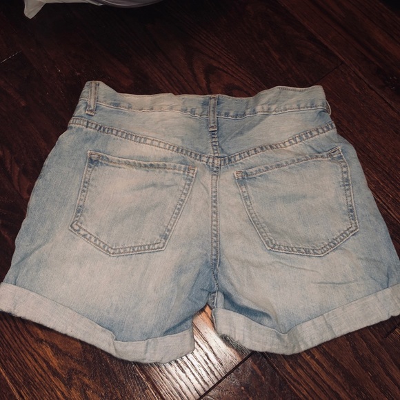 old navy boyfriend jean shorts - Picture 4 of 5